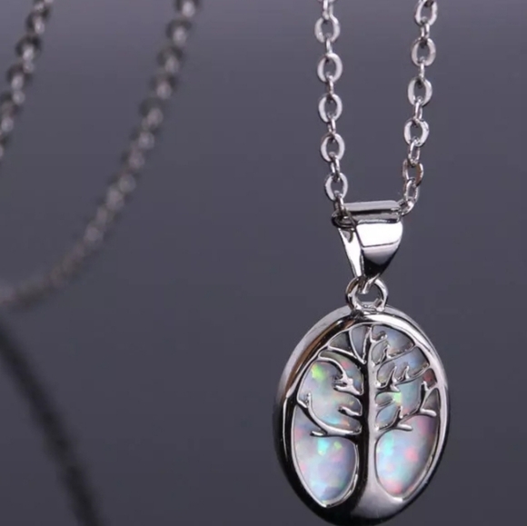NWT - Sterling Silver Tree of Life with White Simulated Opal Adjustable Neckla… - Picture 2 of 4